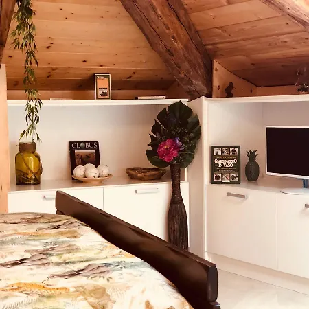 La Mansarda Bed & Breakfast Naples